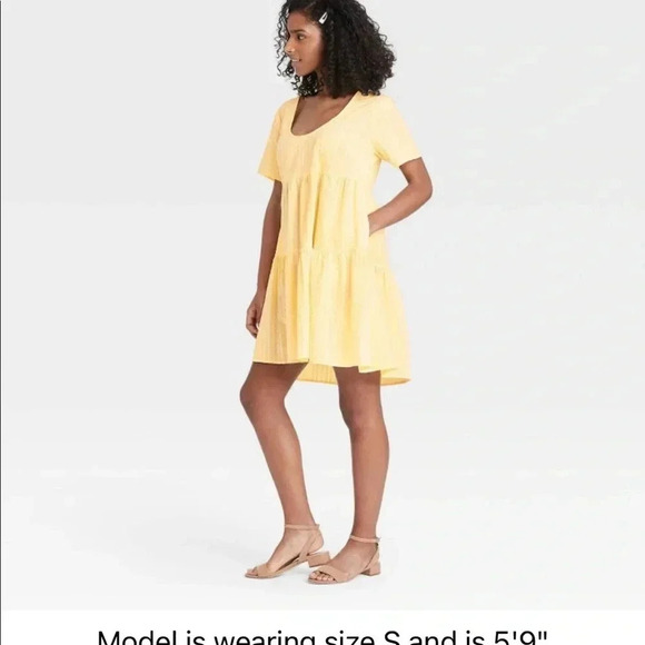 Cute and flowy dress - Picture 3 of 3